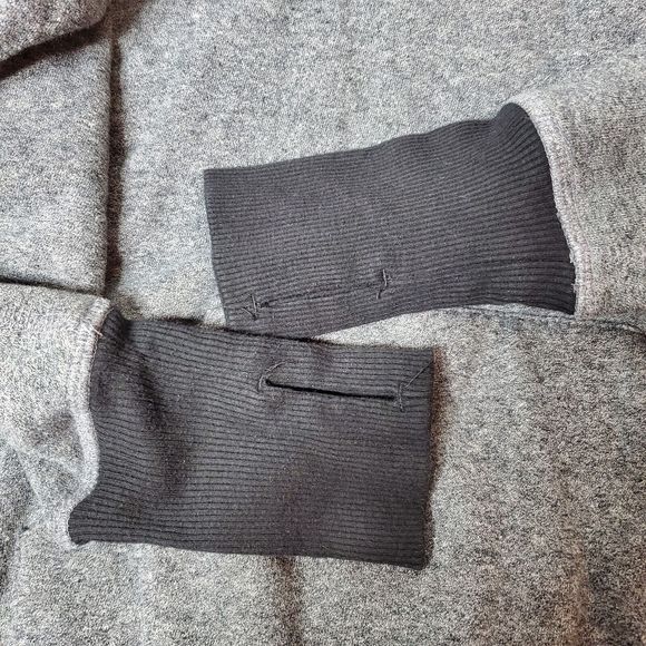 Calvin Klein Performance Sweatshirt Cowl Neck Pullover Quick Dry Gray Women's Sm - Picture 3 of 13